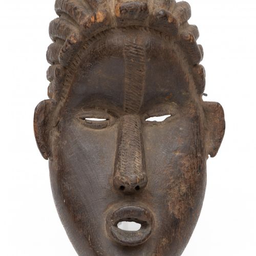 Liberia, Bassa, mask. Liberia, Bassa, Maske. L. 28 cm. Provenienz: Afrika-Zentru&hellip;