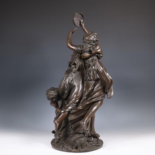 Clodion (1738-1814), bruin gepatineerd bronzen sculptuur 'Bacchantes met tamboer&hellip;