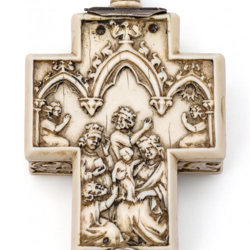 Frankrijk, ivoren gestoken crucifix horloge, 17e/18e eeuw; France, montre crucif&hellip;