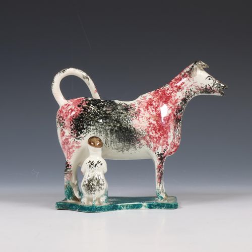 Mogelijk Frankrijk, polychrome aardewerken melkkan in de vorm van een koe, 19e e&hellip;