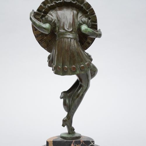 Null Pierre Laurel : sculpture en bronze art deco 'danseuse' (h avec socle 38cm)