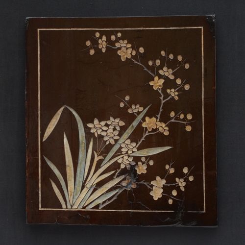 Null Cinq panneaux en laque du Coromandel 'décor floral', Chine (33x30cm)