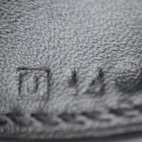Null Sac à main Hermès en cuir noir, modèle Paris-Bombay (21x61cm)(*)