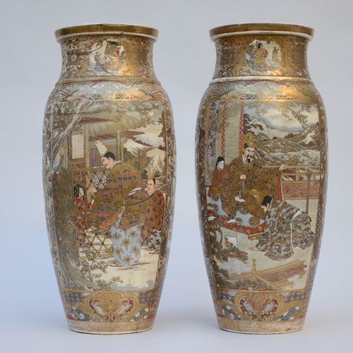 Null Une paire de vases japonaises de Satsuma 'samourai' (h62cm) (*)
