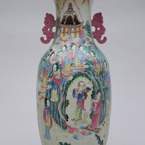 Null Vase famille rose en porcelaine de Canton 'personages', 19ième siècle (h65c&hellip;