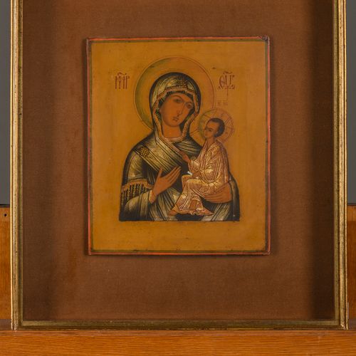 Null Une icône russe 'Vierge à l'enfant' (30x26cm)