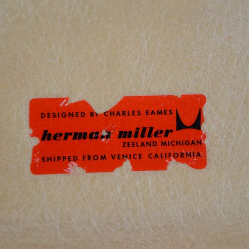 Null Herman Miller, Charles Eames off white Fiberglass (RAR) Rocker 'Rocking Cha&hellip;