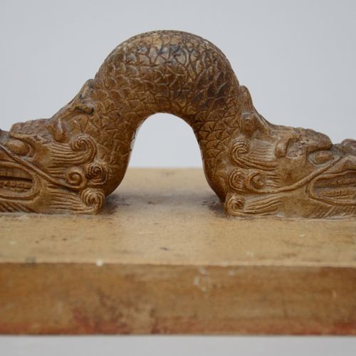 Null Un sceau chinois 'dragon' (7x12x12cm)