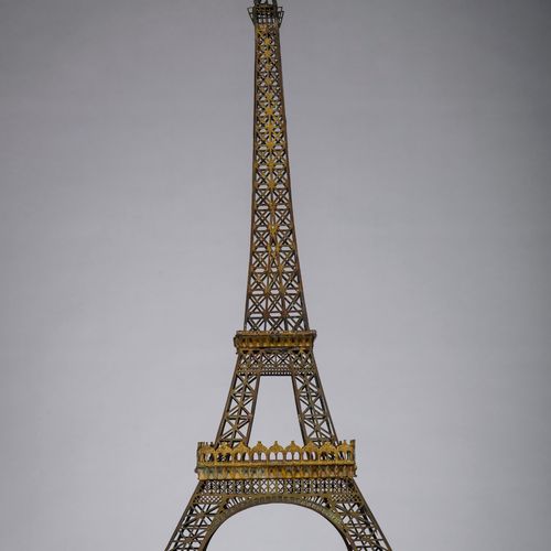 Null Maquette de la Tour Eiffel produit par 'Usine métallurgique parisienne' de &hellip;