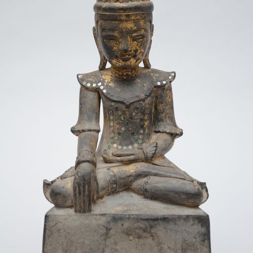 Null Statue birmane en bois laqué (h33cm) (*)
