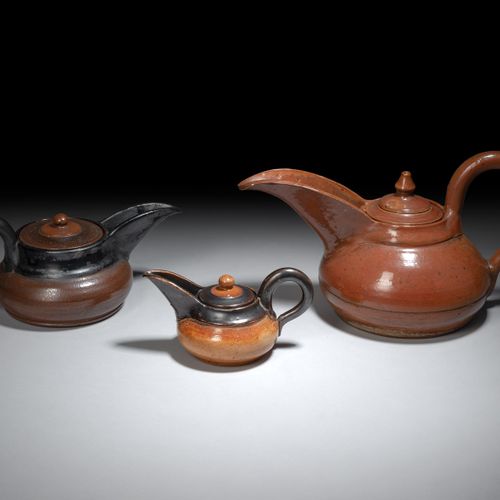 Null Wieselthier, Vally, Vienna 1895 - 1945 New York, Three Art Deco teapots. Ar&hellip;