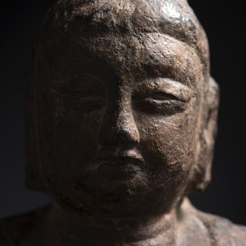 Null China, Tang-DynastieH. 29 (33) cmDie Buddha-Büste ist mit einem Unterrock u&hellip;