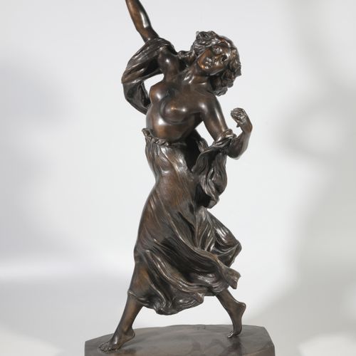 Ernst Seger Ernst Seger 1868 Neurode - 1939 Berlin Dancer - 女性半裸体与铙钹。古铜色斑驳。底座上有签&hellip;