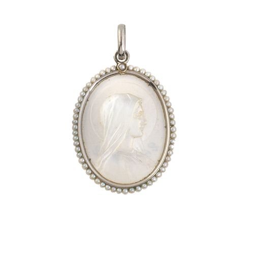 Medalla colgante Art-Decó con Virgen en nácar orlada de perlitas finas En montur&hellip;