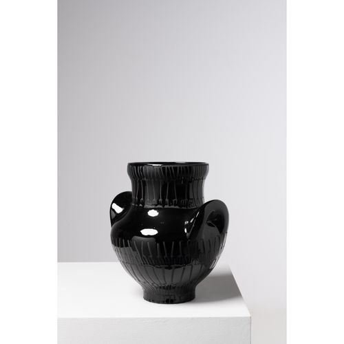 Null Roger Capron (1922-2006)

Vase dit 'à oreilles'

Céramique émaillée

Signé &hellip;