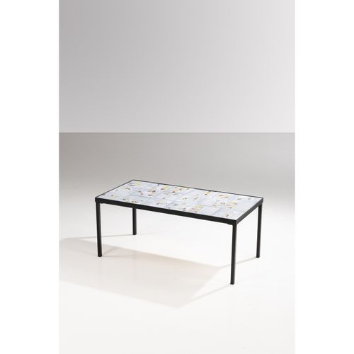 Null Roger Capron (1922-2006)

Table basse

Céramique émaillée et fer

Modèle cr&hellip;