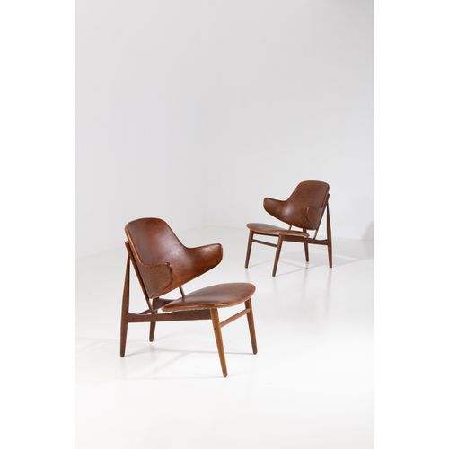 Null Ib Kofod-Larsen (1921-2003)

Modèle n°DP9

Paire de fauteuils

Acajou et cu&hellip;