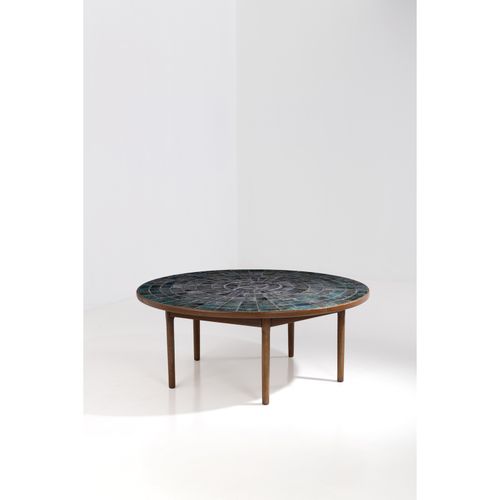 Null Bjørn Wiinblad (1918-2006)

Coffee table

Teak and glazed ceramic

Model cr&hellip;