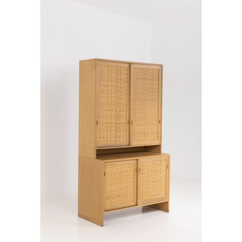 Null Hans J. Wegner (1914-2007)

Cabinet

Oakwood and caning

Edited by Ry Møble&hellip;