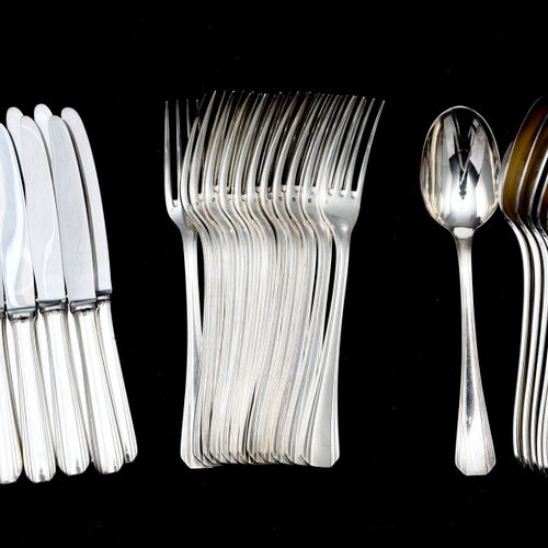 A 12-part cutlery set 'BorÈal' by Christofle 12-teiliges Besteckset 'BorÈal' von&hellip;