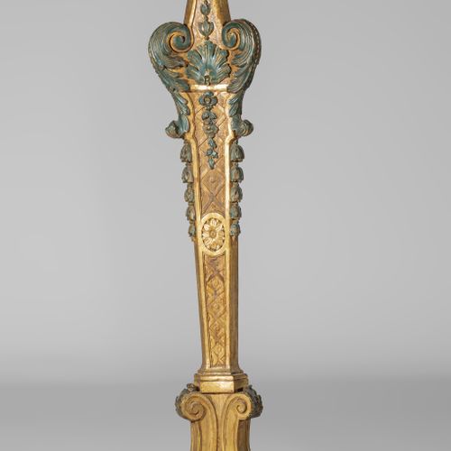 A Neoclassical finely carved and polychrome decorated floor lamp, H 192 cm Lampa&hellip;