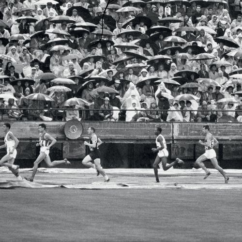 东京1964年。米歇尔 贾兹，5000米 © L'Équipe 1964年10月18日。 几分钟后，米歇尔 贾兹（第二名）将在5000米决赛中取得领先，而在这个&hellip;