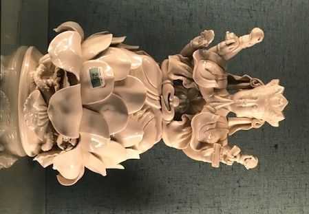 AUCUN ORDRE D'ACHAT Statuette représentant Shiva en porcelaine blanche de la Chi&hellip;