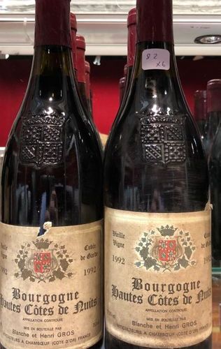 Null HAUTES CÔTES DE NUITS  - Blanche et Henri Gros. 1992
6 bouteilles.