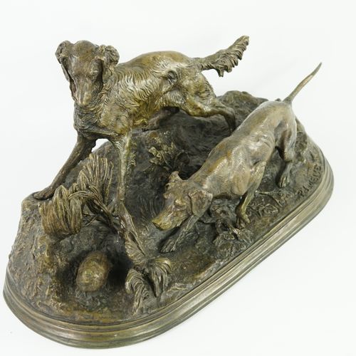 Null 皮埃尔-儒勒-梅内（1810-1879）之后。"猎狗在跟踪一只鹧鸪"。

棕色铜锈的青铜器，在露台上签名。大尺寸。

尺寸：22 x 41厘米