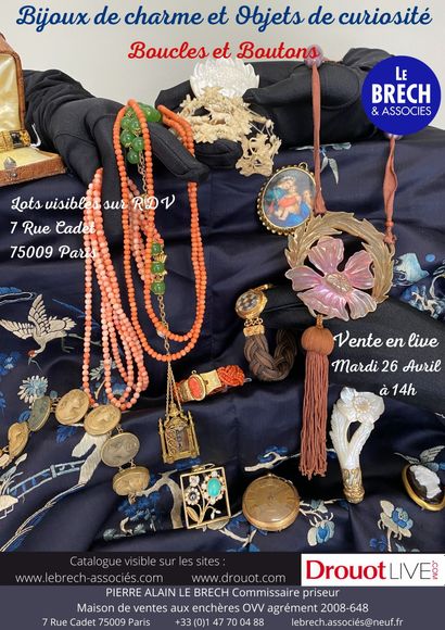 CHARMING JEWELS AND OBJECTS OF CURIOSITY - BUCKLES AND BUTTONS