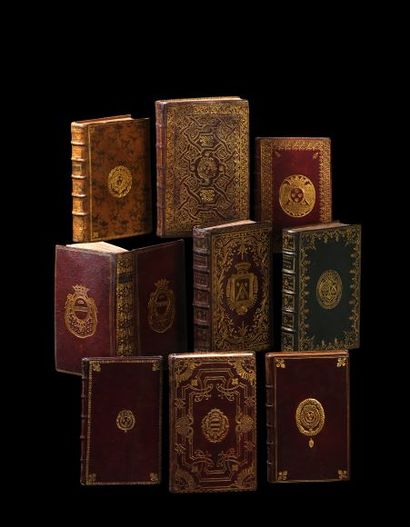 BOOKS - ROYAL ALMANACS - AUTOGRAPHS - COSTUME DESIGNS AND PROJECTS - VINTAGE FASHION AND LUGGAGE