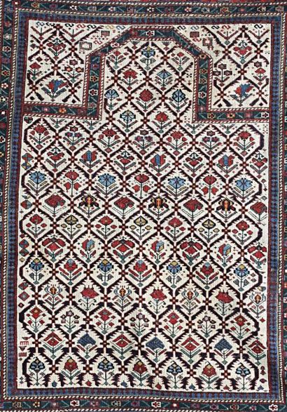 TAPIS D'ORIENT et TAPISSERIES - DROUOT RICHELIEU SALLE 16 - EXPERT : F. KASSAPIAN