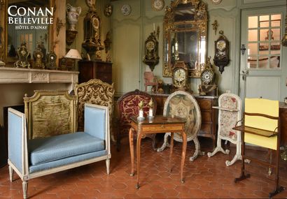 FURNITURE AND OBJETS D'ART