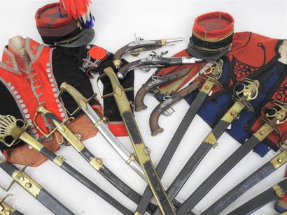 Souvenirs historiques, armes anciennes, ordres et décorations du XVIIIe et XIXe siècle