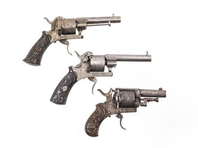 Armes anciennes et militaria