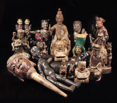 Art d'Asie dont la collection française de statuettes de Mr C.