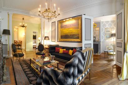 Entier  mobilier de plusieurs appartements de décorateurs parisiens Belle  décoration néoclassique et design