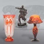 Collection de pates de verres Emile Gallé, Daum, René Lalique, mobilier et objets d'art