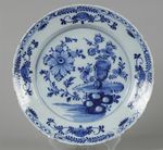 Asian Art & Chineswe porcelain, ceramics and pottery