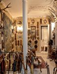 Deux collections : Un intérieur parisien de la rive gauche - Ancienne collection du Prince Samad Khan Momtaz provenant de sa collection parisienne