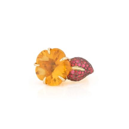 CHANEL JEWELRY 
“Aquatic Camellia” cocktail ring i