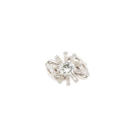 Work from the 1960s
“Fleur” ring crafted from 850‰