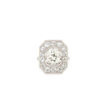 French Art Deco-era piece 
Ring with an octagonal 