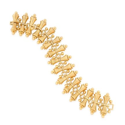 BOUCHERON, 1980s
750‰ yellow gold ribbon bracelet 