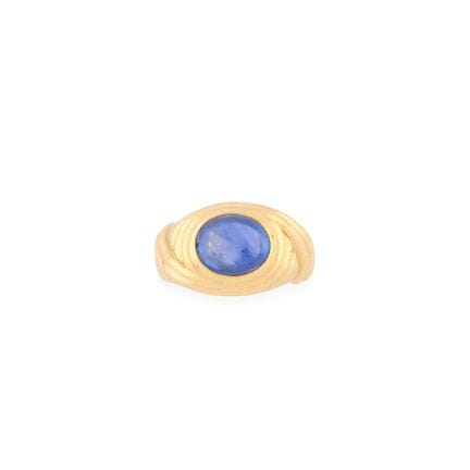 *BULGARI
750‰ yellow gold dome ring set with an ov