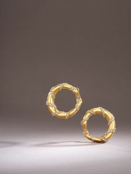 CARTIER Paris
Pair of “Creole”-style earrings in 7