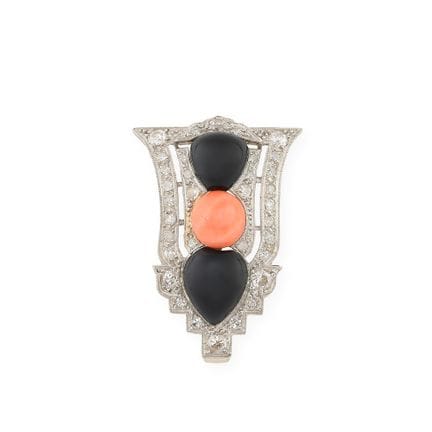 Work from the 1920s–1930s
Persian-inspired brooch 