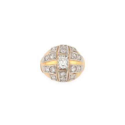 Work from the 1940s
A striking ball-shaped ring in