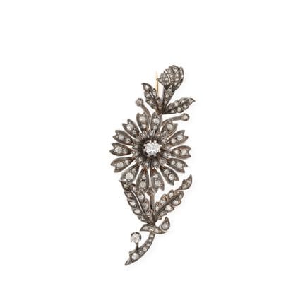 Late 19th-century piece 
“Wild Rose Branch” tremol