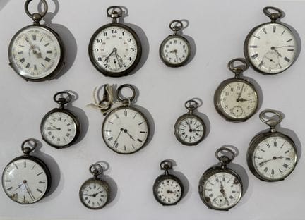UHREN-POSTSAMMLUNG
Umfangreiche Sammlung von Tasch